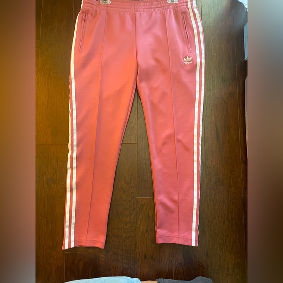 Adidas PINK women’s large Trefoil Track pants. - Picture 2 of 8